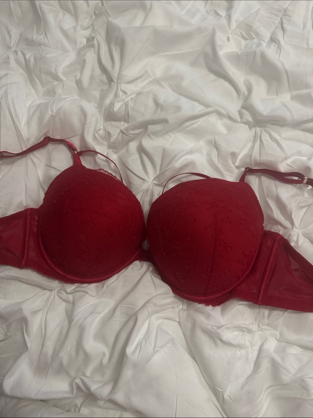 Victoria's Secret Very Sexy Strappy Red Lace Push-Up Bra